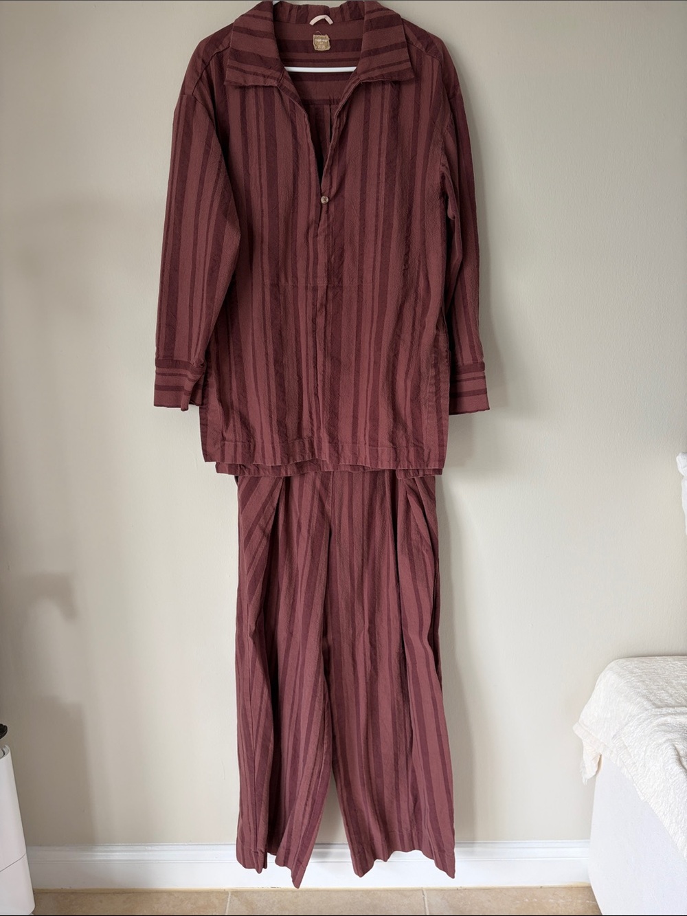 Striped Wide-Leg Pants and Shirt Set - Burgundy - Picture 6 of 10